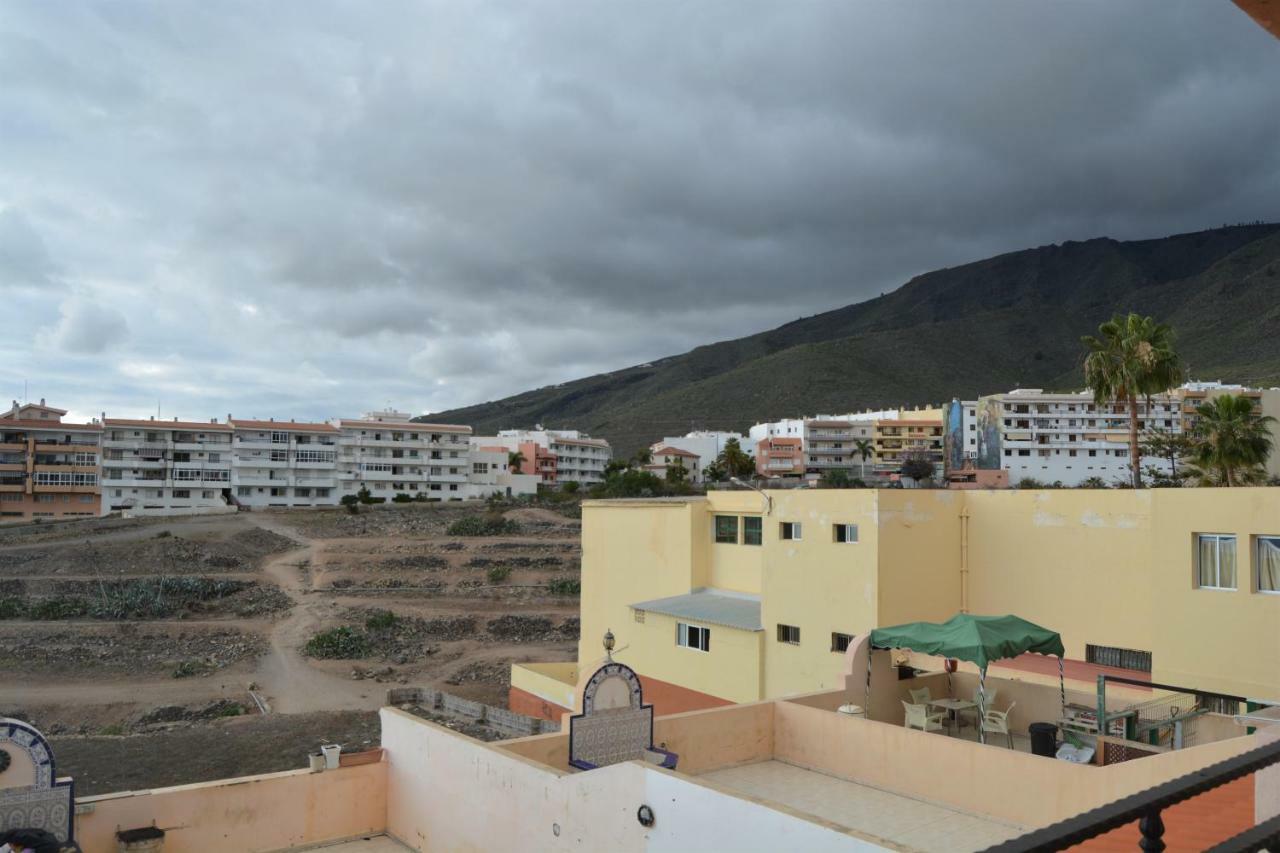 Apartment In Adeje Costa Adeje  Bagian luar foto